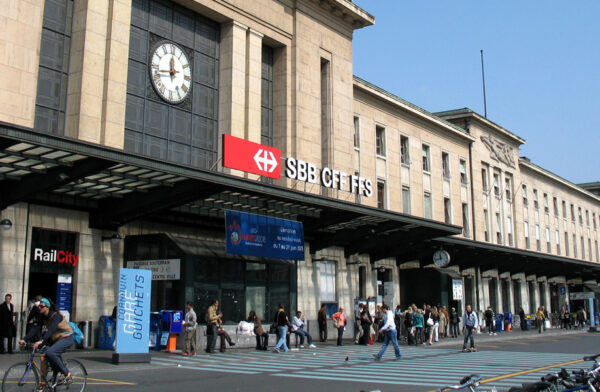 Citec Etudes ferroviaires Augmentation de la capacité de la gare Cornavin, Genève Citec Etudes ferroviaires Augmentation de la capacité de la gare Cornavin, Genève