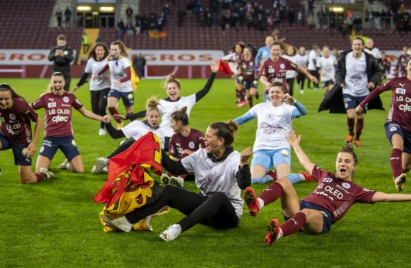 08 RTS Womens Super League les Servettiennes sont championnes de Suisse Crédits : Martial Trezzini - Keystone