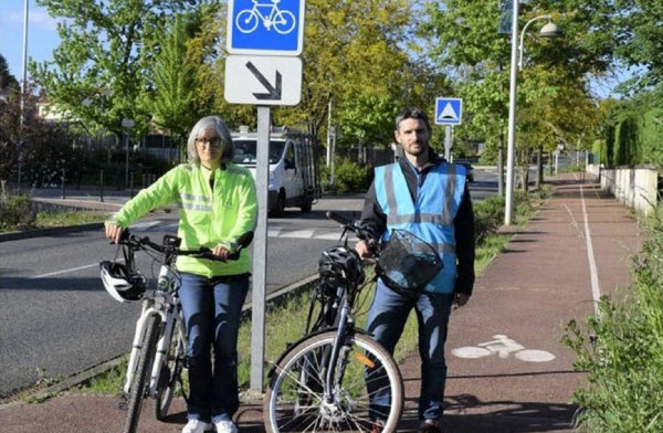 Citec_Le Progrès Genas. Ville à vélo soumet sa vision d’un schéma directeur cyclable à la CCEL Crédits : Photo Progrès /Marina MURARO