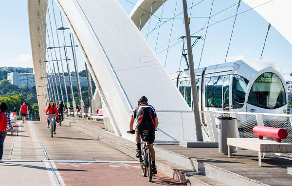 citec-observatoire-ecoquartier-confluence-lyon L’observatoire des mobilités vise à étudier la dynamique des mobilités sur le territoire de La Confluence. Crédits : Lyon Confluence