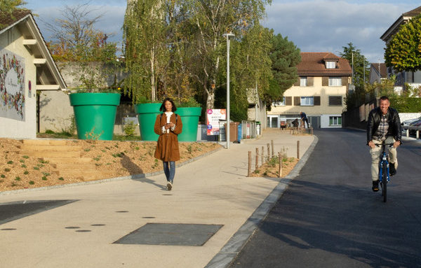 Citec-rue-cyclable-gland-inauguration-mobilite-douce-velo-pieton Strada ciclabile a Gland. Crediti: Città di Gland