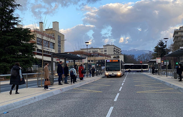 citec-bhns-ferney-gex-geneve BHNS entre Gex et Ferney-Voltaire. Crédit: Citec