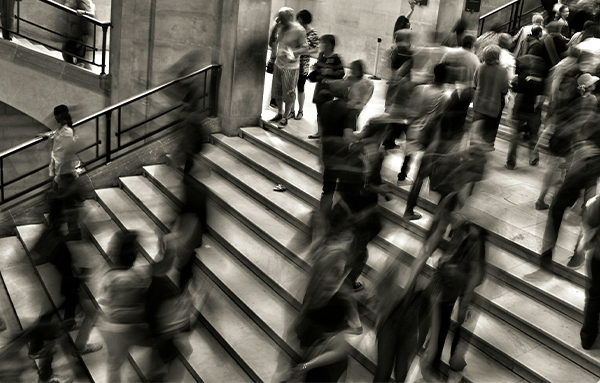 citec-modélisation-lauréat-société-grands-projets-laet Voyageurs dans un hall. Crédit : Jose Martin Ramirez Carrasco / Unsplash