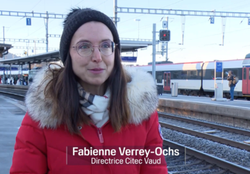 Fabienne Verrey interview RTS gare Palézieux