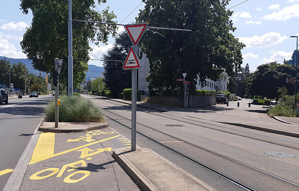 Aménagement cyclable, Grand Lancy. Crédit : Citec